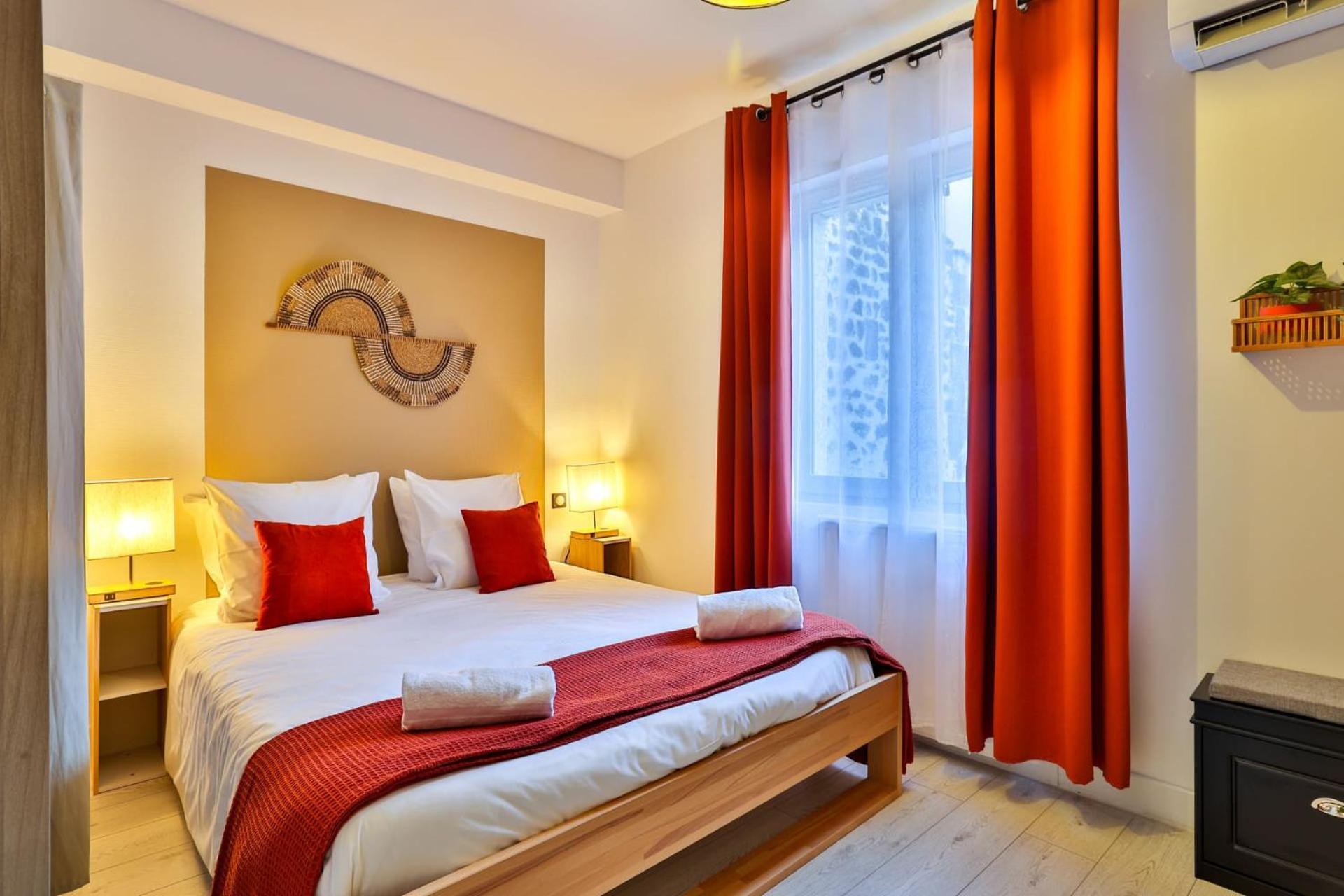 Le Lucien Eco-appart'hotel - - Centre - Wifi - Parking Prive - Classe 4 Etoiles Apartment Angouleme