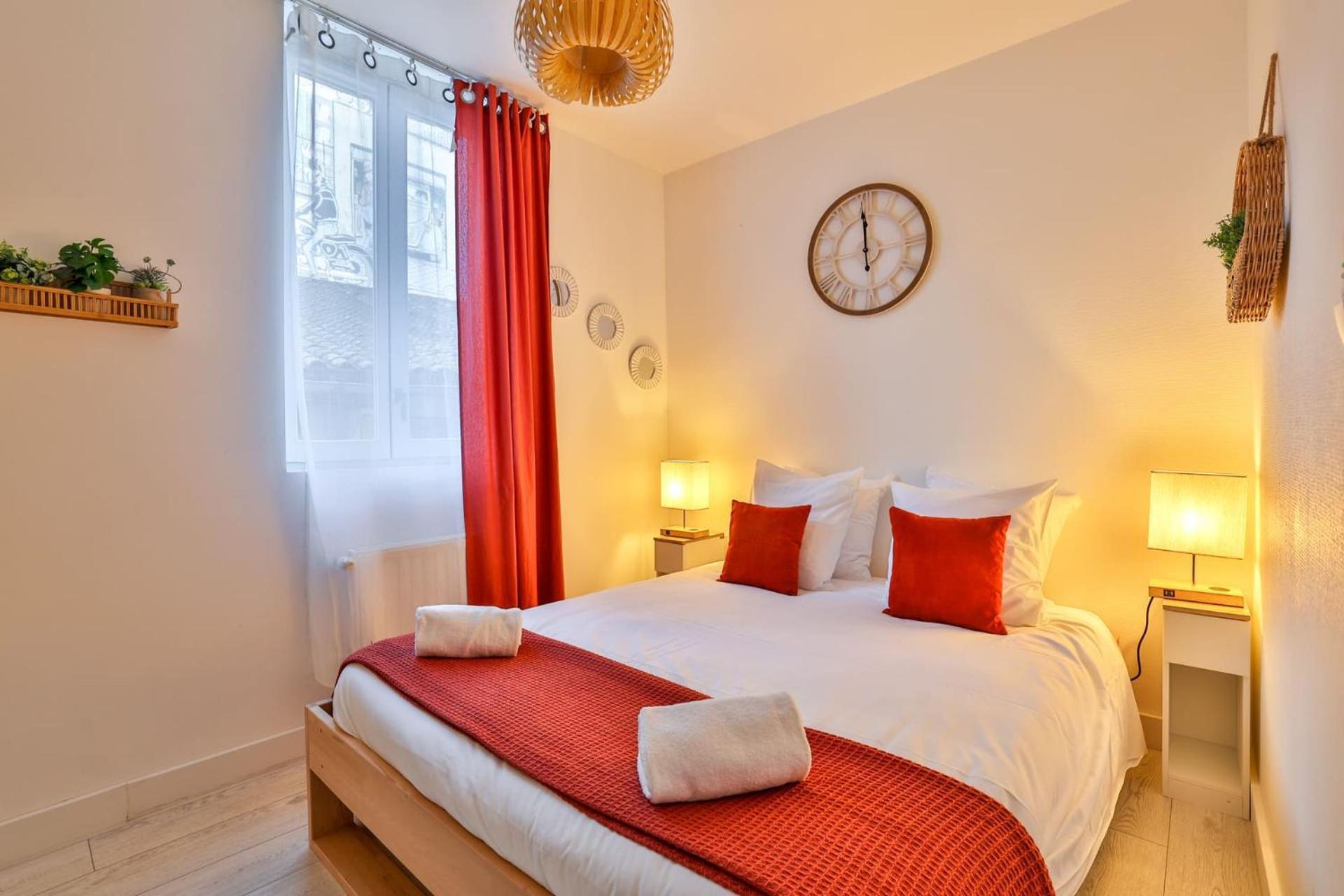 Le Lucien Eco-appart'hotel - - Centre - Wifi - Parking Prive - Classe 4 Etoiles * Angoulême